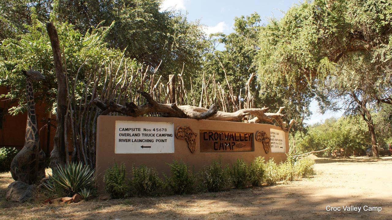 Croc Valley Camp Mfuwe Exteriér fotografie