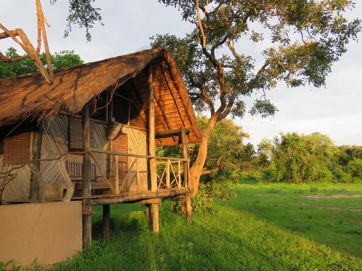 Croc Valley Camp Mfuwe Exteriér fotografie