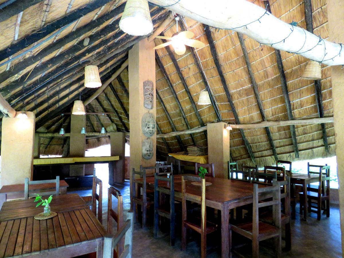 Croc Valley Camp Mfuwe Exteriér fotografie