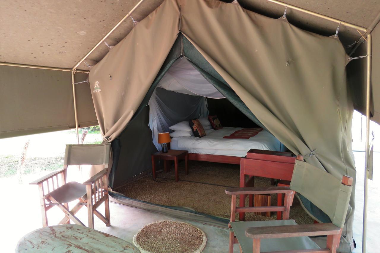 Croc Valley Camp Mfuwe Exteriér fotografie